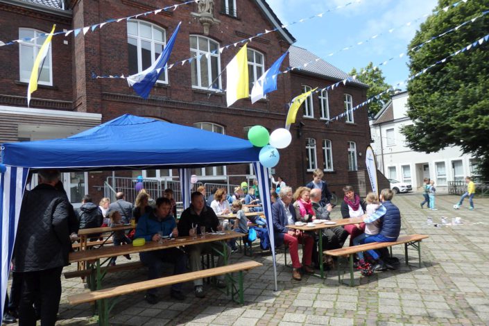 Großer Gemeindetreff in Roxel Großer Gemeindetreff in Roxel